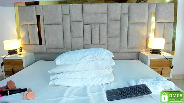 valtira nova online show from April 2026 07:26:01 PM