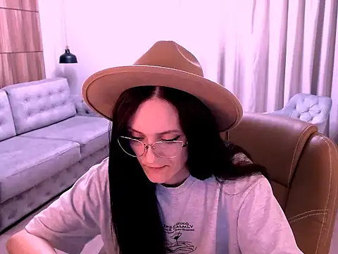 Amazingeyes88 online show from April 2026 11:26:02 AM