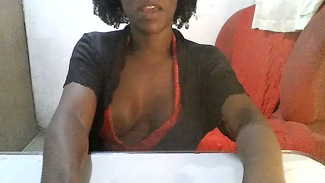 maisinha3193 online show from July 2026 11:31:01 PM