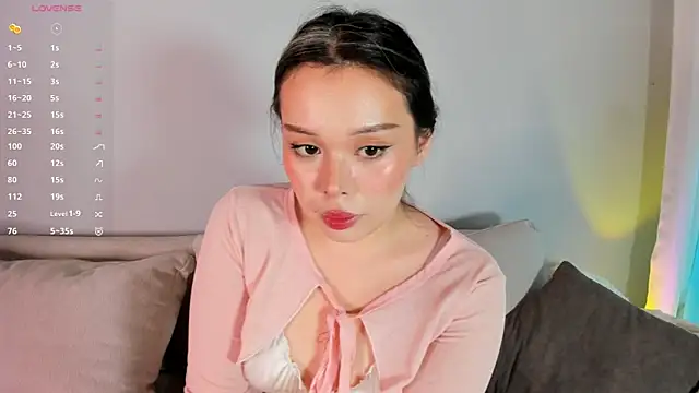 Mellovely online show from October 2025 07:20:02 PM