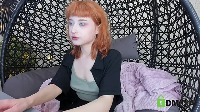 ElizaNik  online show from December 2025 06:12:02 AM