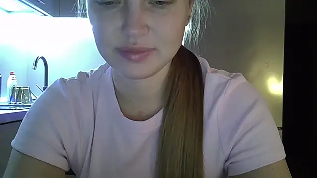 Lucky Anna online show from March 2026 08:15:01 PM