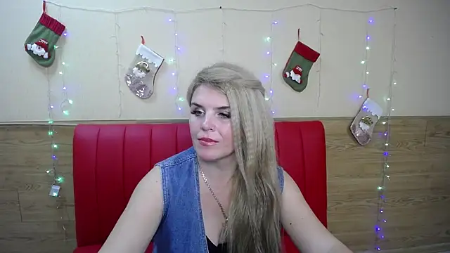 Snapshot of Julya_Barbi chatting on January 2025 12:30:01 AM Julya Barbi online show from January 2025 12:30:01 AM