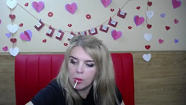 Snapshot of Julya_Barbi chatting on January 2025 06:00:01 PM Julya Barbi online show from January 2025 06:00:01 PM
