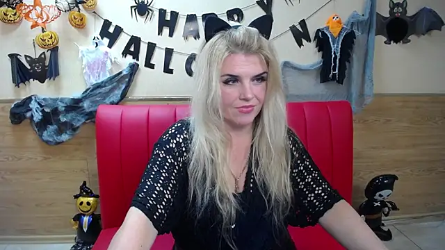 Snapshot of Julya_Barbi chatting on October 2025 05:13:02 PM Julya Barbi online show from October 2025 05:13:02 PM