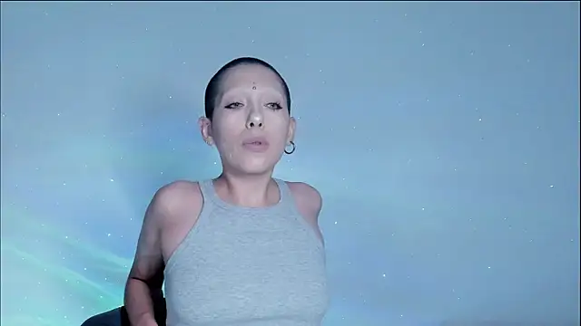 lnxmst online show from February 2025 01:25:02 AM