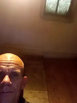 Snapshot of BubblyThing1 chatting on November 2025 05:17:01 PM BubblyThing1 online show from November 2025 05:17:01 PM