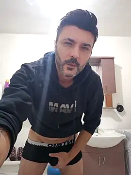 Snapshot of hot_man_eray chatting on December 2025 06:04:01 PM hot man eray online show from December 2025 06:04:01 PM