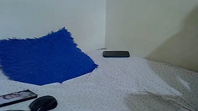 Harrisamor online show from June 2026 06:57:01 PM