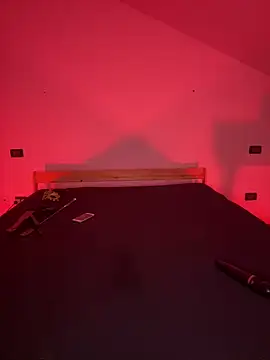 LeMagique- online show from December 2024 04:52:01 PM