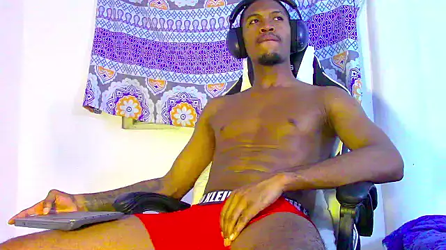 Amir mikelsen online show from September 2025 05:31:01 AM