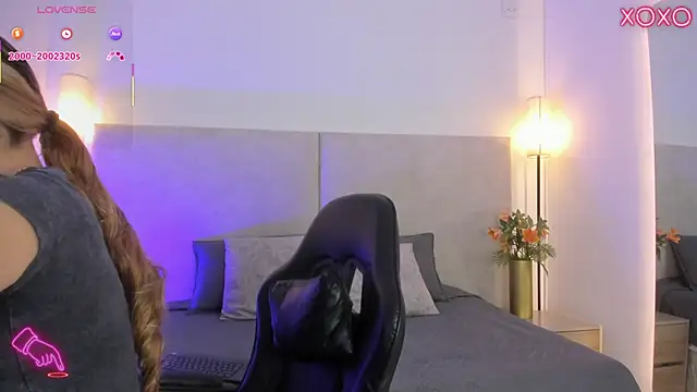 Saori newman online show from April 2026 12:01:01 PM