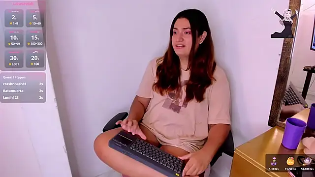 Snapshot of Valery_Maravilla_ chatting on December 2024 10:55:02 PM Valery Maravilla online show from December 2024 10:55:02 PM