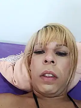 blondebitchlitle online show from February 2025 03:21:02 PM