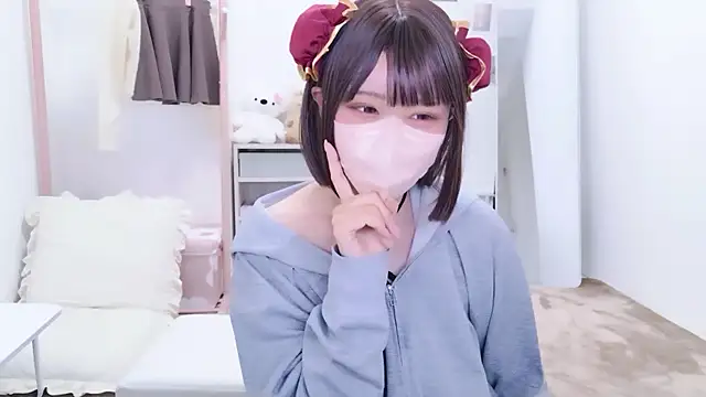 Snapshot of aki_zzz chatting on December 2025 04:03:02 PM aki zzz online show from December 2025 04:03:02 PM