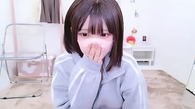 Snapshot of aki_zzz chatting on February 2026 11:42:02 PM aki zzz online show from February 2026 11:42:02 PM