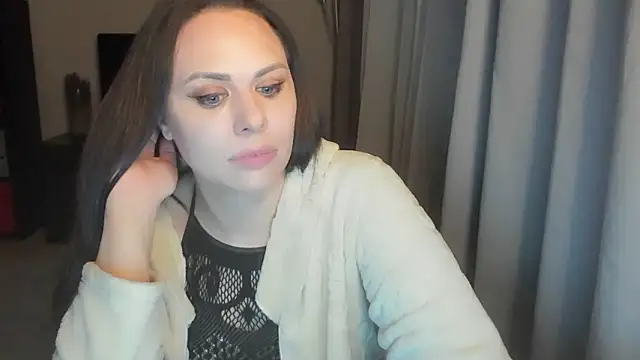 MollyCheiz online show from March 2026 08:12:01 PM