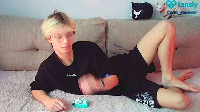 Ostin meow online show from February 2025 08:27:02 AM