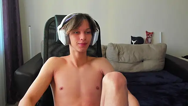 Ostin meow online show from October 2025 10:27:01 AM