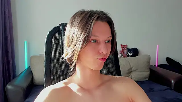 Snapshot of Ostin_meow chatting on April 2026 10:50:01 AM Ostin meow online show from April 2026 10:50:01 AM
