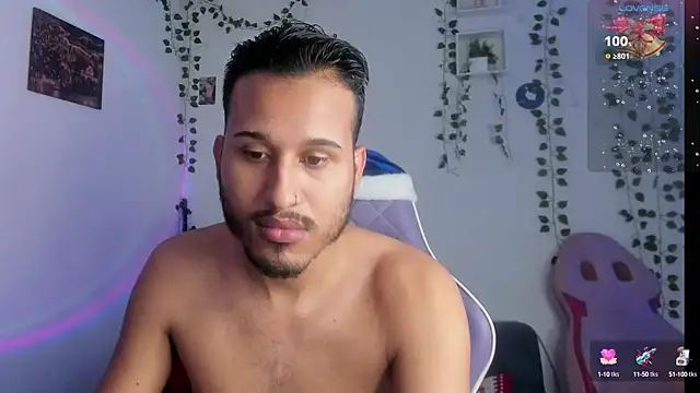 Raf brunette online show from December 2024 01:33:01 PM