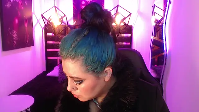 Snapshot of scarleth_blue chatting on May 2026 03:13:01 AM scarleth blue online show from May 2026 03:13:01 AM