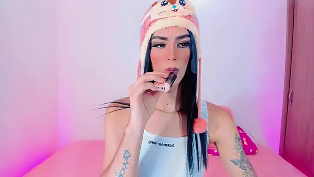 Ashley Reminton online show from March 2025 06:49:01 AM