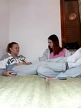 ella grays online show from October 2025 05:46:01 PM