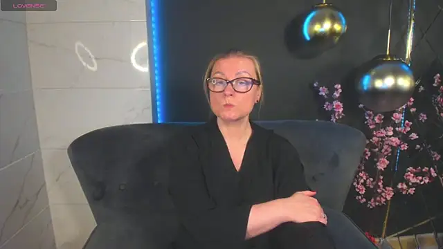 Snapshot of AlexandraKind chatting on January 2025 01:56:02 AM AlexandraKind online show from January 2025 01:56:02 AM