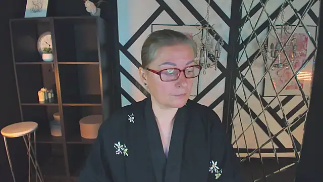 Snapshot of AlexandraKind chatting on September 2025 02:18:02 PM AlexandraKind online show from September 2025 02:18:02 PM