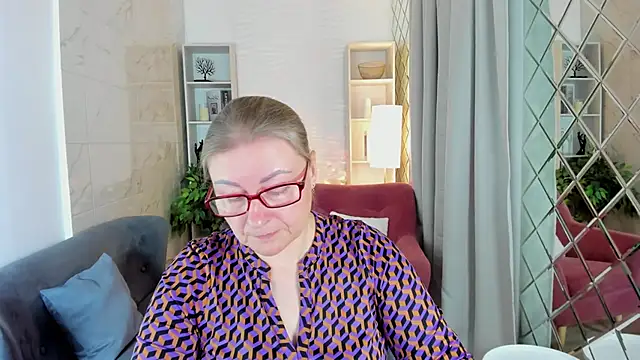 Snapshot of AlexandraKind chatting on October 2025 02:05:02 PM AlexandraKind online show from October 2025 02:05:02 PM
