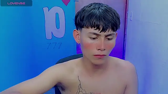 tanjiro cute online show from April 2026 04:01:01 AM