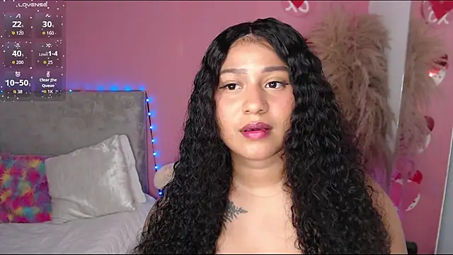 alinakiss online show from March 2026 02:11:01 AM