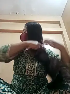 Magical Girl- online show from January 2025 03:12:02 AM