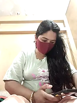 Magical Girl- online show from March 2025 03:14:01 AM