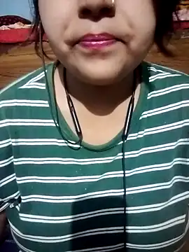 Snapshot of Love-Veronica chatting on April 2026 01:49:02 PM Love-Veronica online show from April 2026 01:49:02 PM