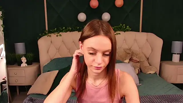 Snapshot of RebeccaMartons chatting on February 2025 04:09:02 AM RebeccaMartons online show from February 2025 04:09:02 AM