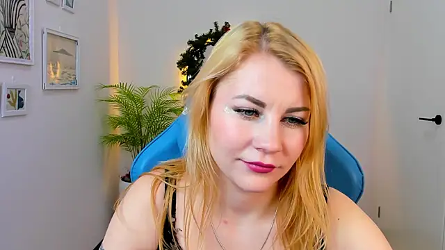 Ver 0nika online show from December 2024 11:33:01 AM