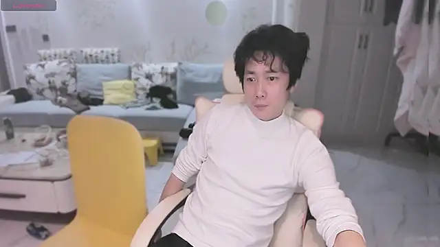 Snapshot of Guo798 chatting on December 2024 06:17:01 PM Guo798 online show from December 2024 06:17:01 PM