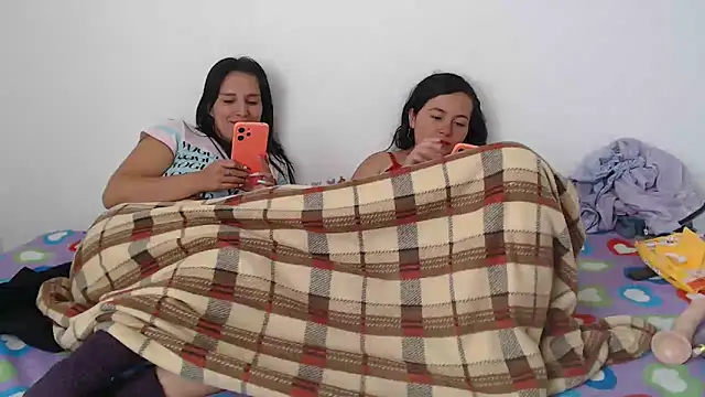 Naugthydolls online show from January 2025 04:57:01 PM