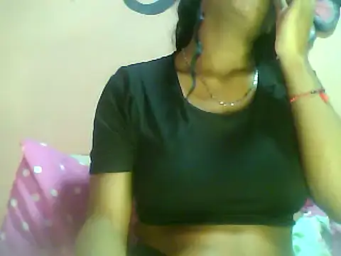 Snapshot of Fariana01 chatting on January 2025 01:42:02 AM Fariana01 online show from January 2025 01:42:02 AM