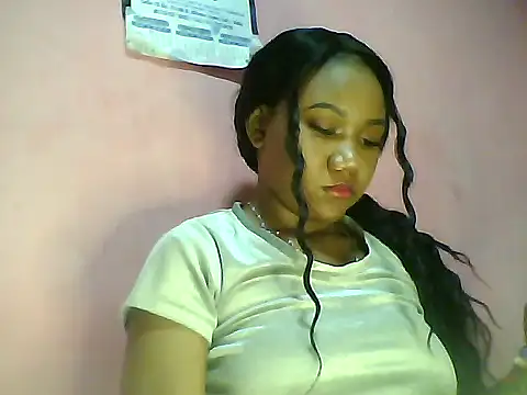 Snapshot of Fariana01 chatting on January 2025 07:59:02 PM Fariana01 online show from January 2025 07:59:02 PM