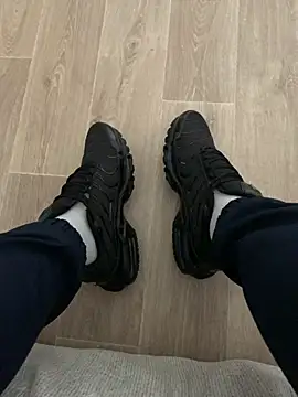 Snapshot of kiffeurgay chatting on January 2025 12:09:01 PM kiffeurgay online show from January 2025 12:09:01 PM