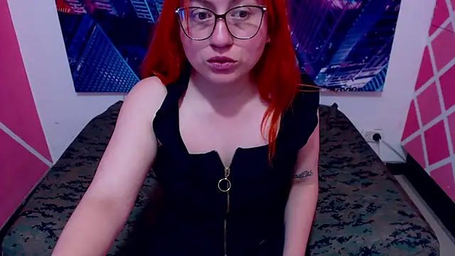 Snapshot of XxMiaSexxyHotxX chatting on December 2025 02:11:01 PM XxMiaSexxyHotxX online show from December 2025 02:11:01 PM