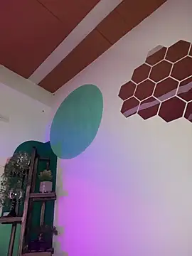 LollaByer online show from November 2025 09:02:02 PM