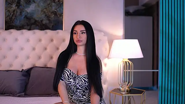 IsabelleHunt online show from January 2025 05:42:02 AM