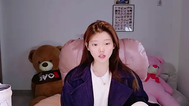 yangyang-1115 online show from April 2026 04:01:01 AM