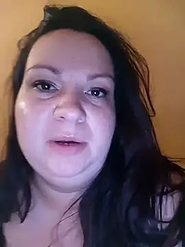 Szilvi93 online show from February 2026 06:07:01 PM