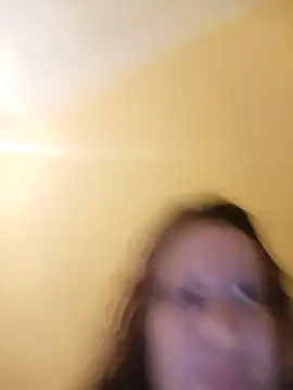 Snapshot of Szilvi93 chatting on April 2026 03:56:01 PM Szilvi93 online show from April 2026 03:56:01 PM