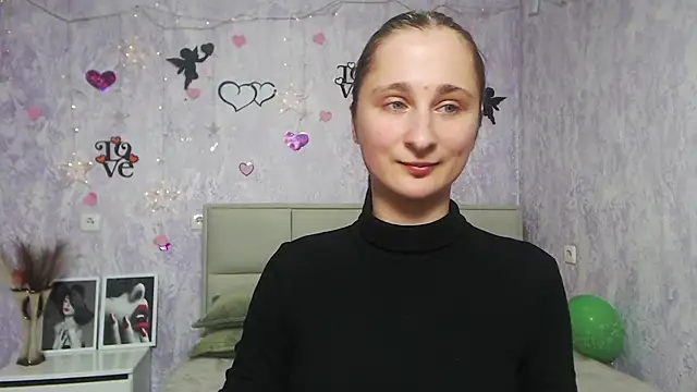 MichelLeee online show from February 2025 03:15:02 PM